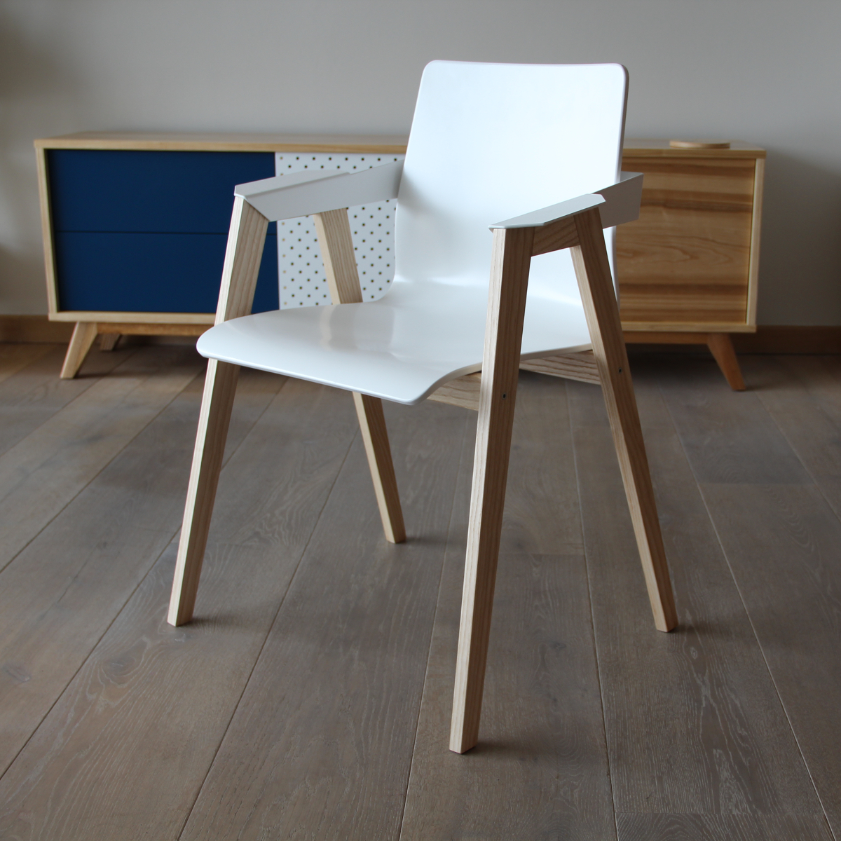 124. Stuhl_B - Esche - Barowski-Wohnraum - Schadstofffrei - Formaldehydfrei